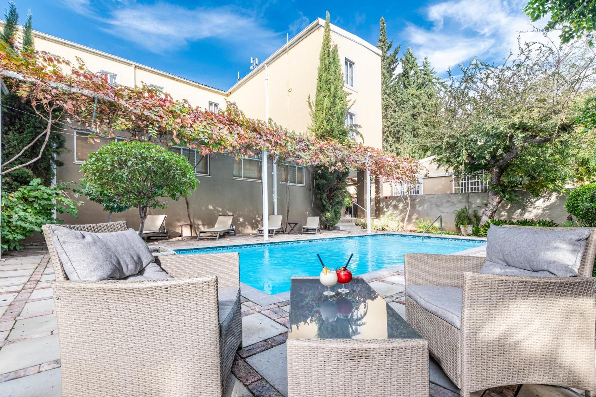 Queen'S Hotel By Bon Hotels Oudtshoorn Εξωτερικό φωτογραφία
